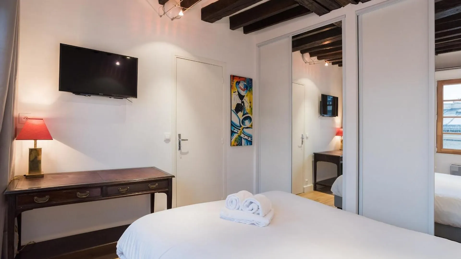 Le Marais & Square Du Temple - Cityapartmentstay Apartament